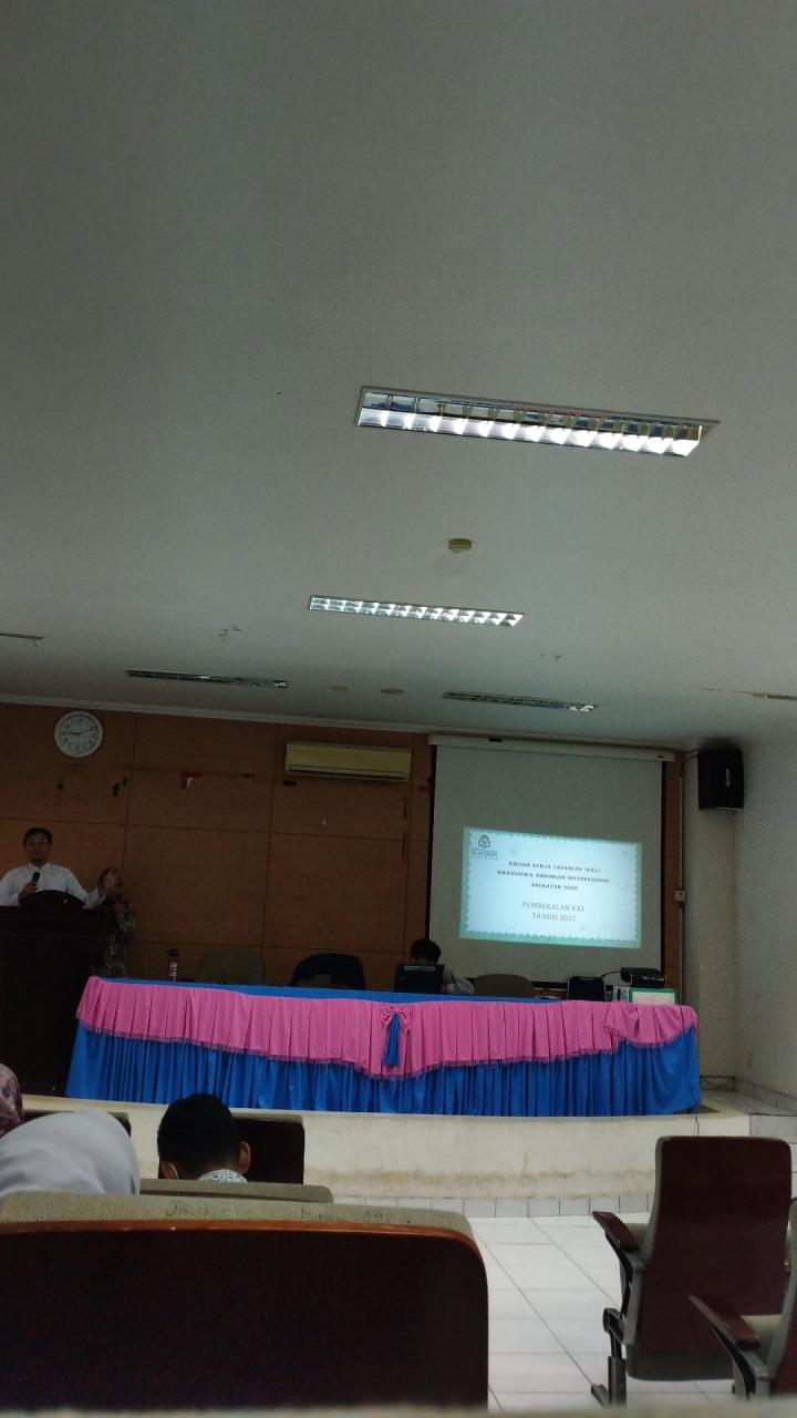 Gambar "Dekatkan Mahasiswa dengan Dunia Kerja, Prodi HI UIN Makassar Gelar Pembekalan KKL