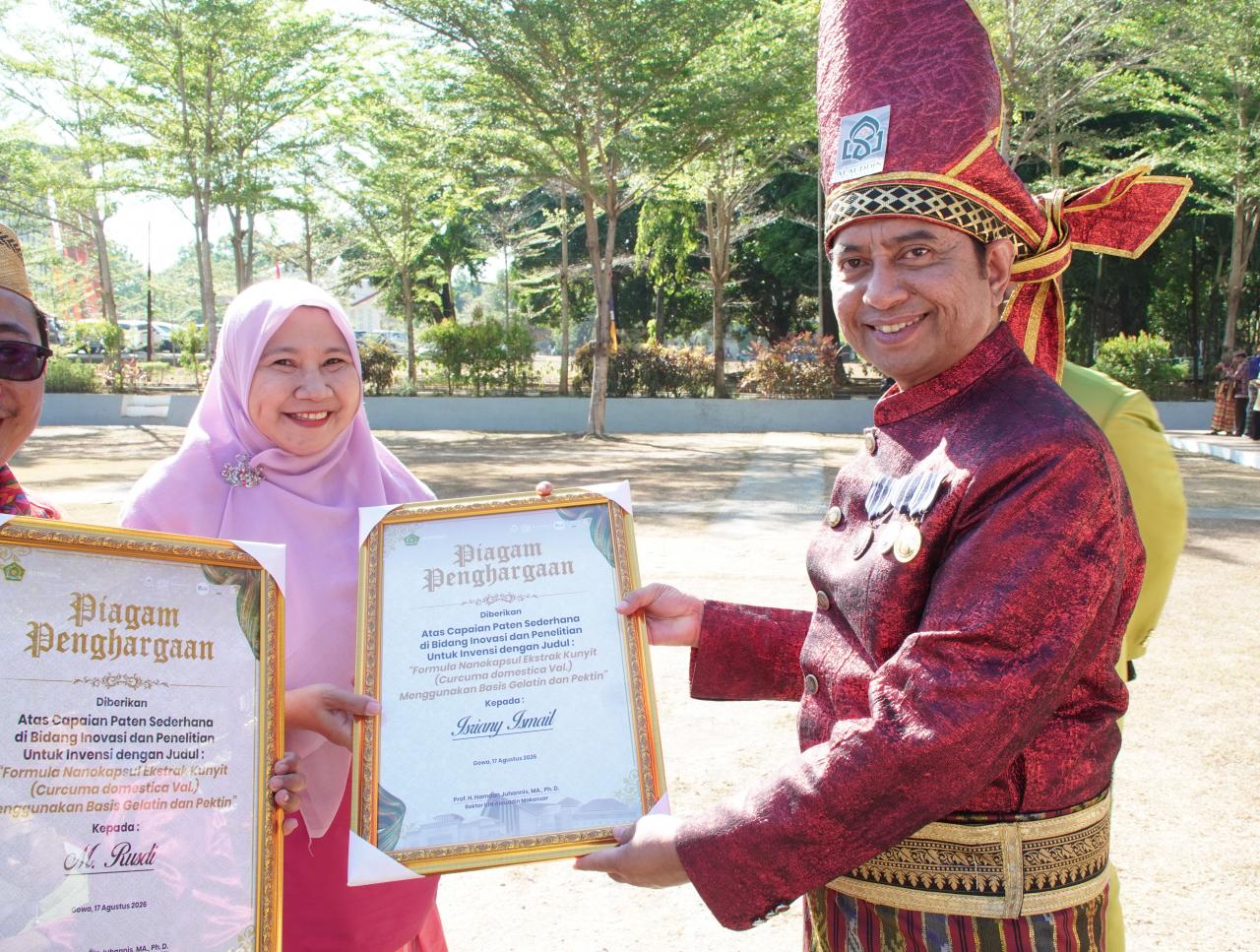 Gambar Kolaborasi Dosen Farmasi dan Biologi UIN Alauddin Hasilkan Paten Sederhana Nanokapsul Kunyit