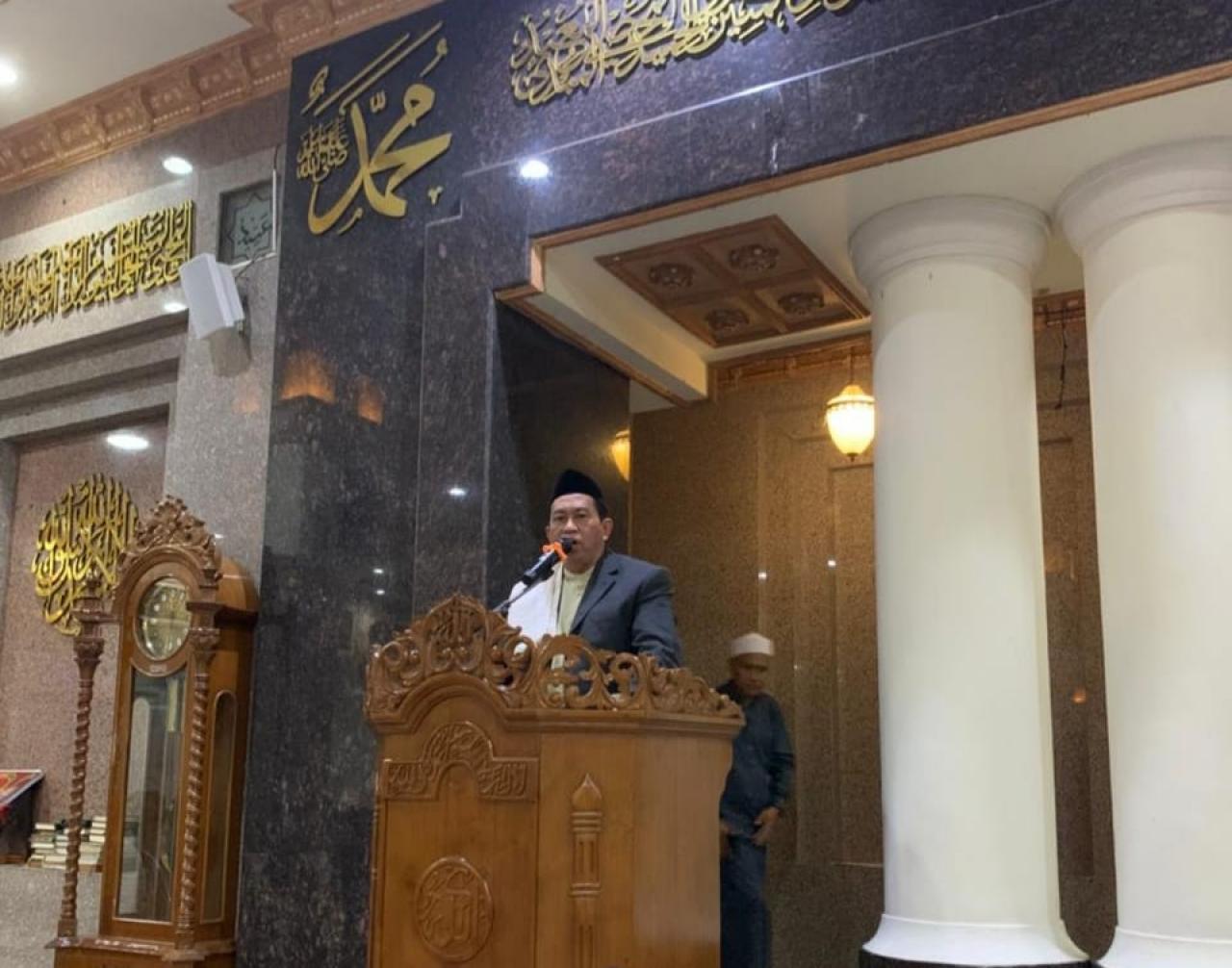 Gambar Sekretaris LP2M UIN Alauddin Sampaikan Ceramah Ramadhan di Masjid Raya Kabupaten Soppeng