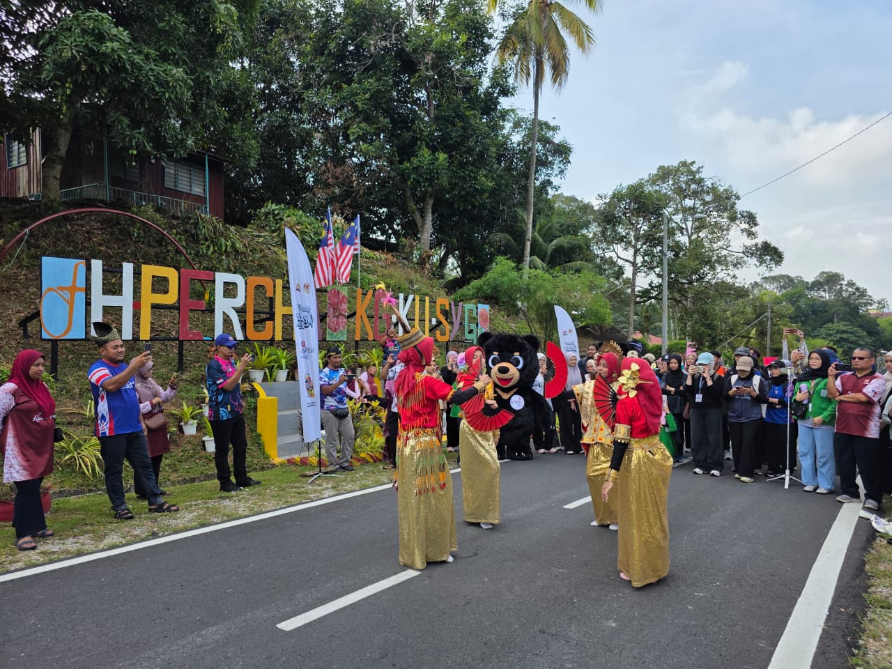 Gambar Cultural Exchange di Melaka, Mahasiswa Akuntansi UIN Alauddin Perkenalkan Budaya Sulawesi Selatan