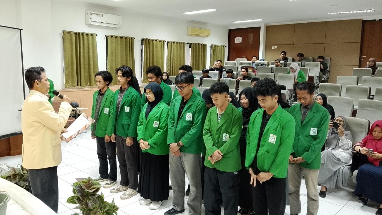 Gambar FAH UIN Alauddin Lantik Pengurus DEMA, SEMA, dan HMJ Periode 2026