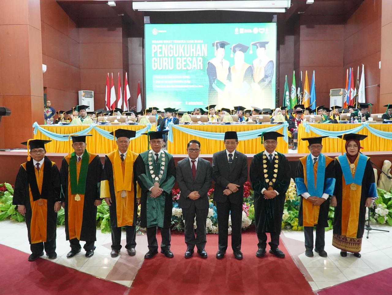 Gambar UIN Alauddin Makassar Kukuhkan Tiga Guru Besar Baru, Perkuat Fondasi Moderasi dan Keilmuan Islam