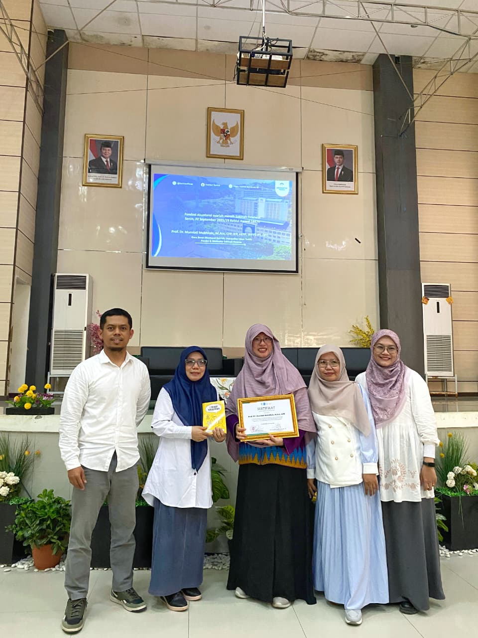 Gambar Kuliah Umum Prodi Akuntansi UIN Alauddin Makassar: “Fondasi Akuntansi Syariah Meraih Sakinah Finansi