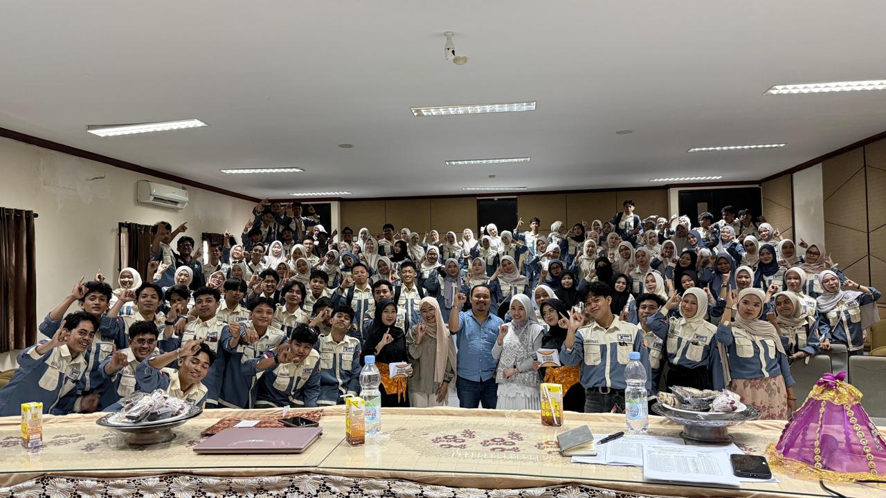 Gambar Memahami Kelompok Minoritas, IKOM UIN Alauddin Gelar Seminar Lintas Agama