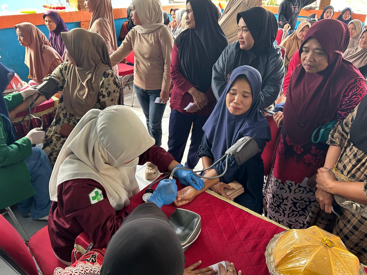 Gambar Sehat Bersama, 74 Warga Desa Bonto Palang Ikuti Cek Kesehatan Gratis KKN UIN
