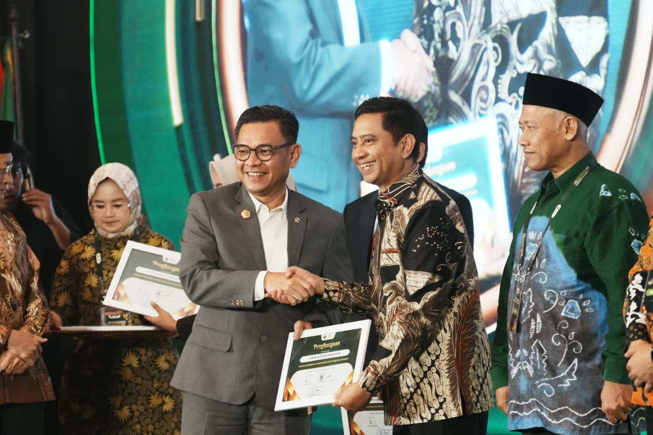 Gambar UIN Alauddin Masuk 10 PTKIN Penerima Penghargaan Nasional Organisasi Alumni