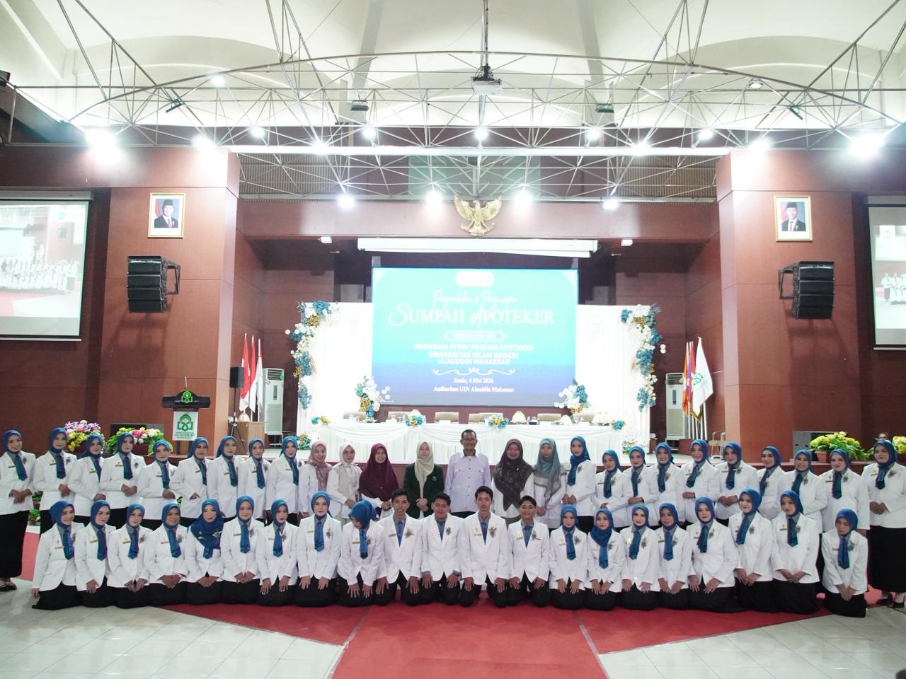 Gambar UIN Alauddin Makassar Lahirkan 40 Apoteker Baru melalui Sumpah Profesi Angkatan ke-2 FKIK