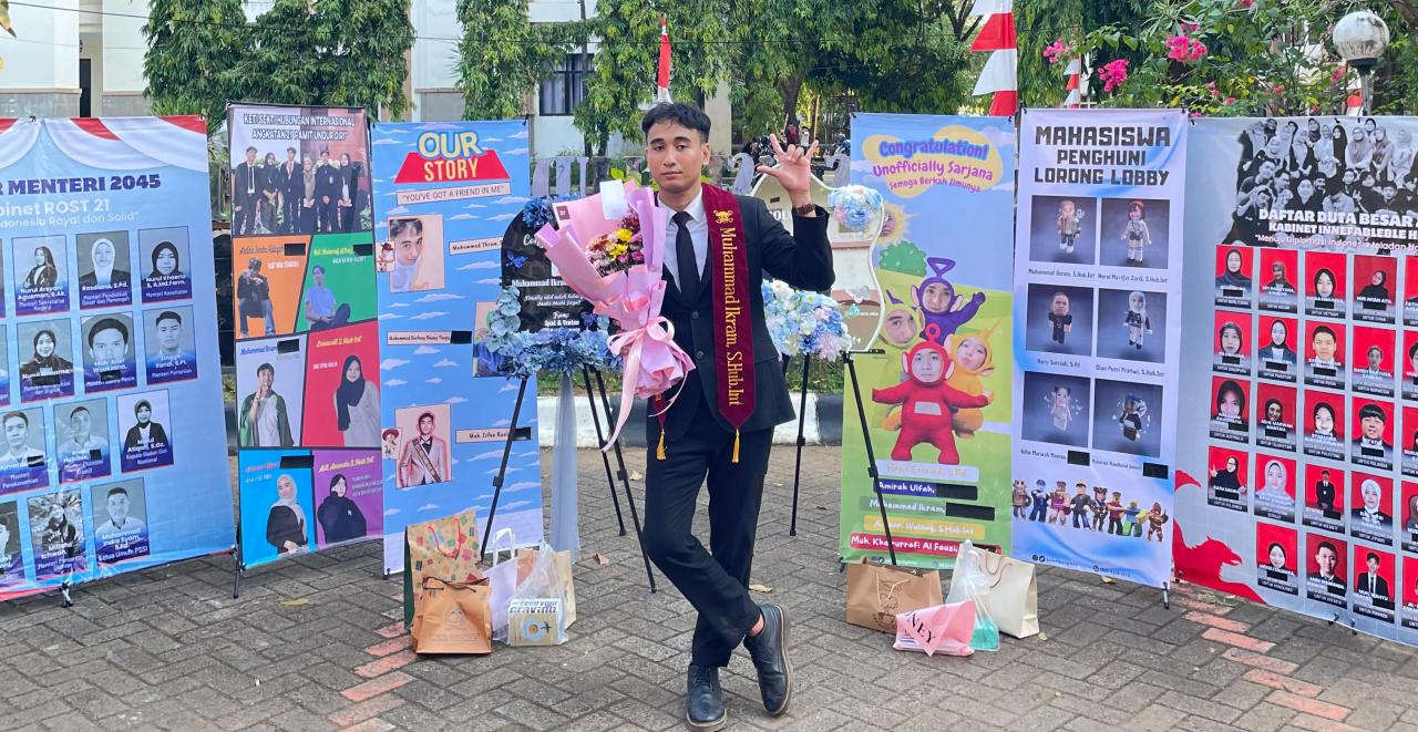 Gambar Raih IPK 3,99, Muhammad Ikram Dinobatkan sebagai Wisudawan Terbaik Angkatan 114 UIN Alauddin