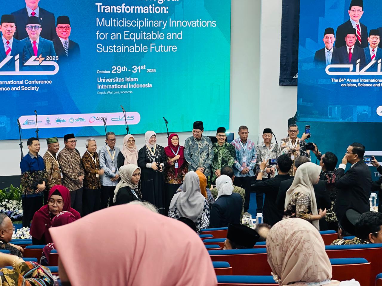 Gambar Rektor UIN Alauddin Makassar Hadiri AICIS+ 2025 di Universitas Islam Internasional Indonesia