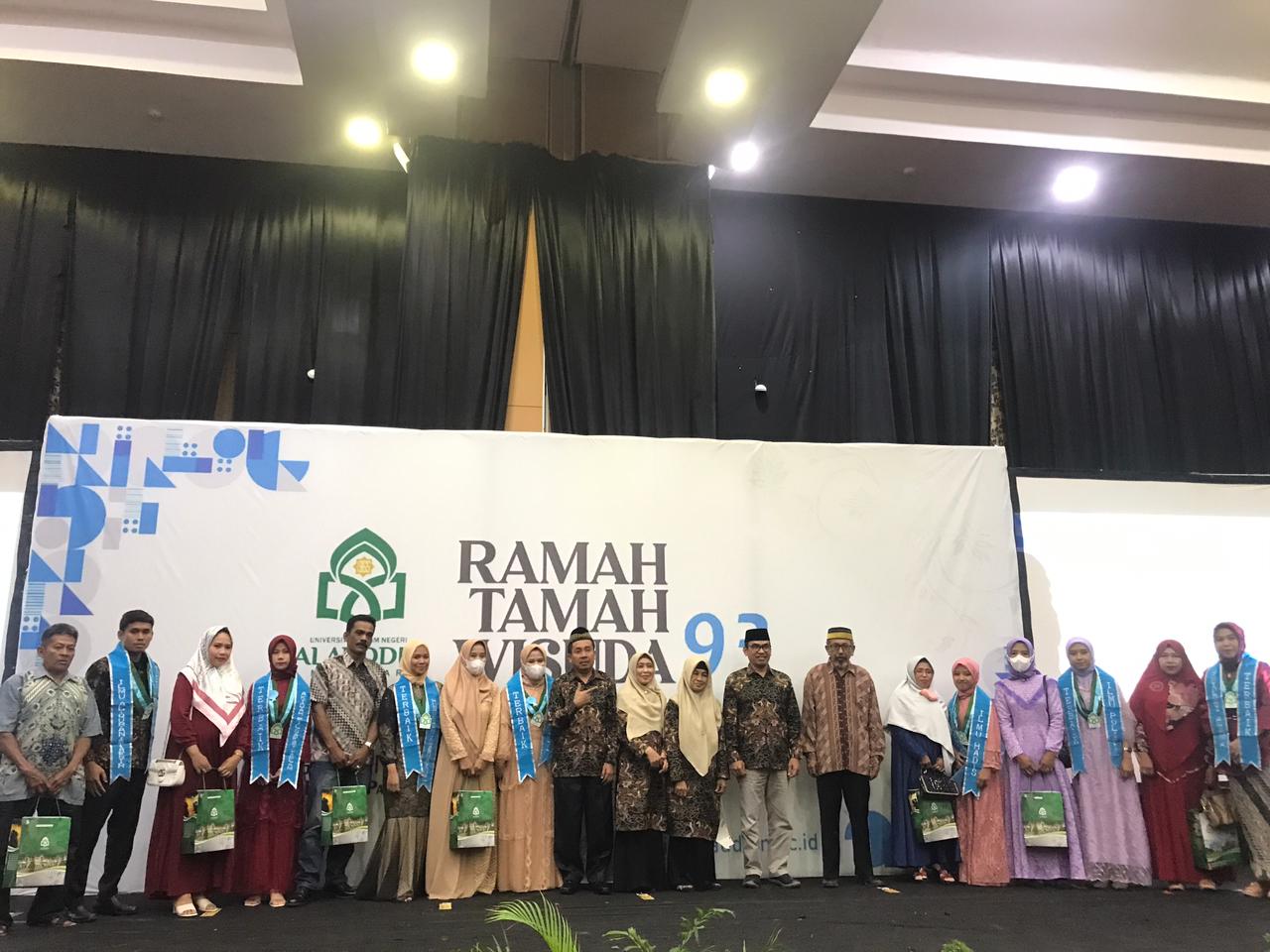 Gambar 293 Mahasiswa Ikuti Ramah Tamah, Dekan FUF Harapkan Mahasiswa Berbekal Ilmu Pengetahuan