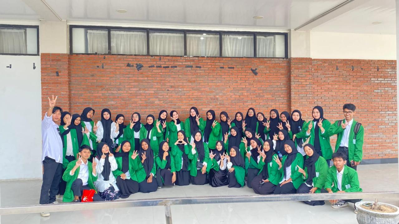 Gambar 47 Mahasiswa PBI UIN Alauddin Ikuti Pembekalan PLP-2