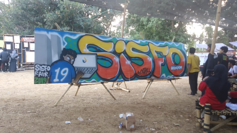 Gambar HMJ Sistem Informasi Gelar Sisfo Fair 2019