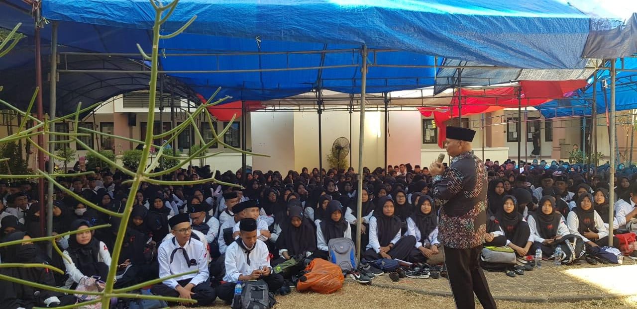 Gambar Bupati Enrekang Berbagi Inspirasi dengan Ratusan Mahasiswa Saintek UIN Alauddin