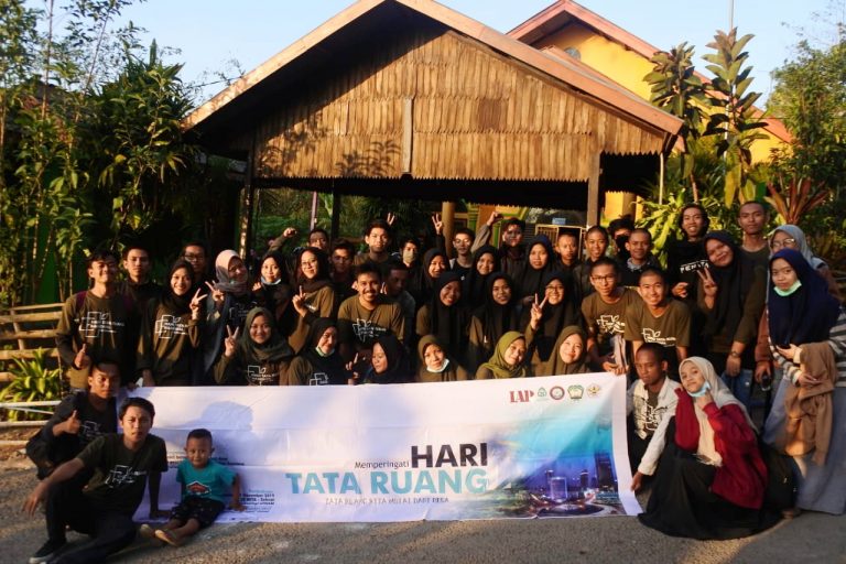 Gambar Peringati Hari Tata Ruang Nasional, HMJ PWK Lakukan Pengabdian Masyarakat