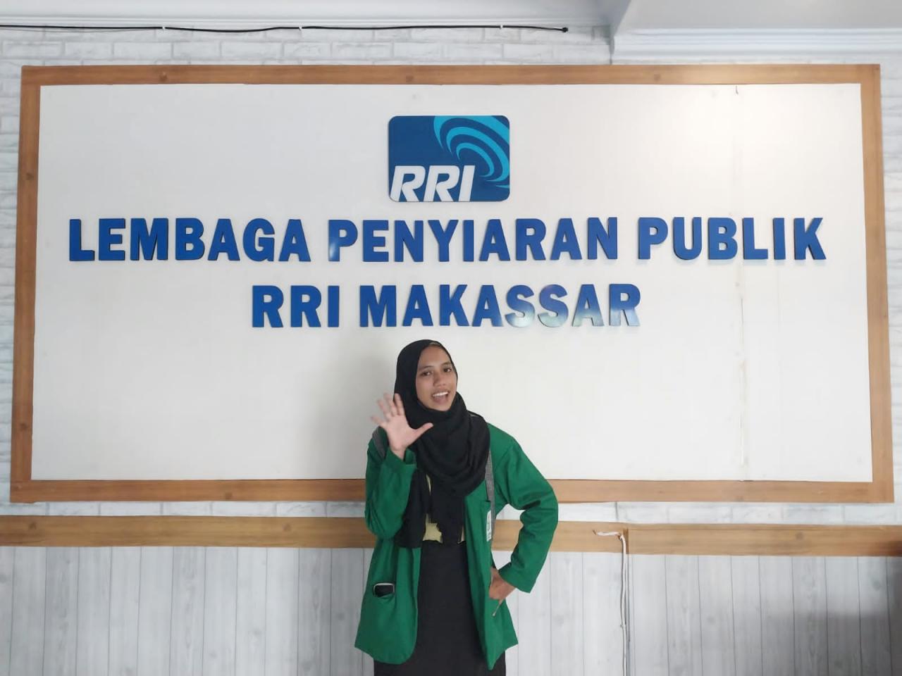 Gambar Agnes Dwiyanti Amu, Mahasiswa KPI yang Berhasil Meraih Juara III KTI di Universitas Airlangga