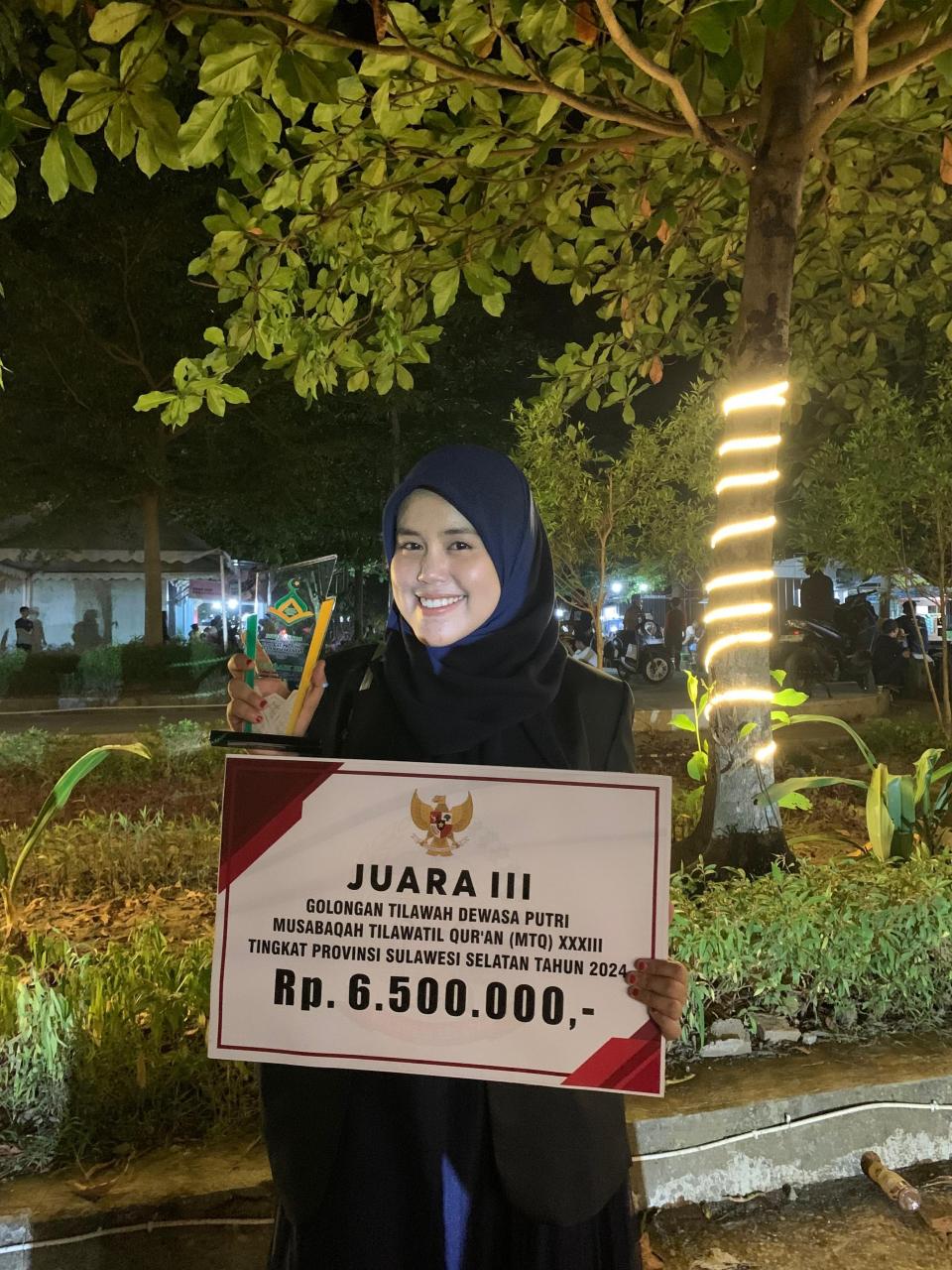 Gambar Alumni UIN Alauddin Juara III Tilawah Dewasa Putri, Hingga Isi Acara Penutupan MTQ XXXIII Tingkat Pr