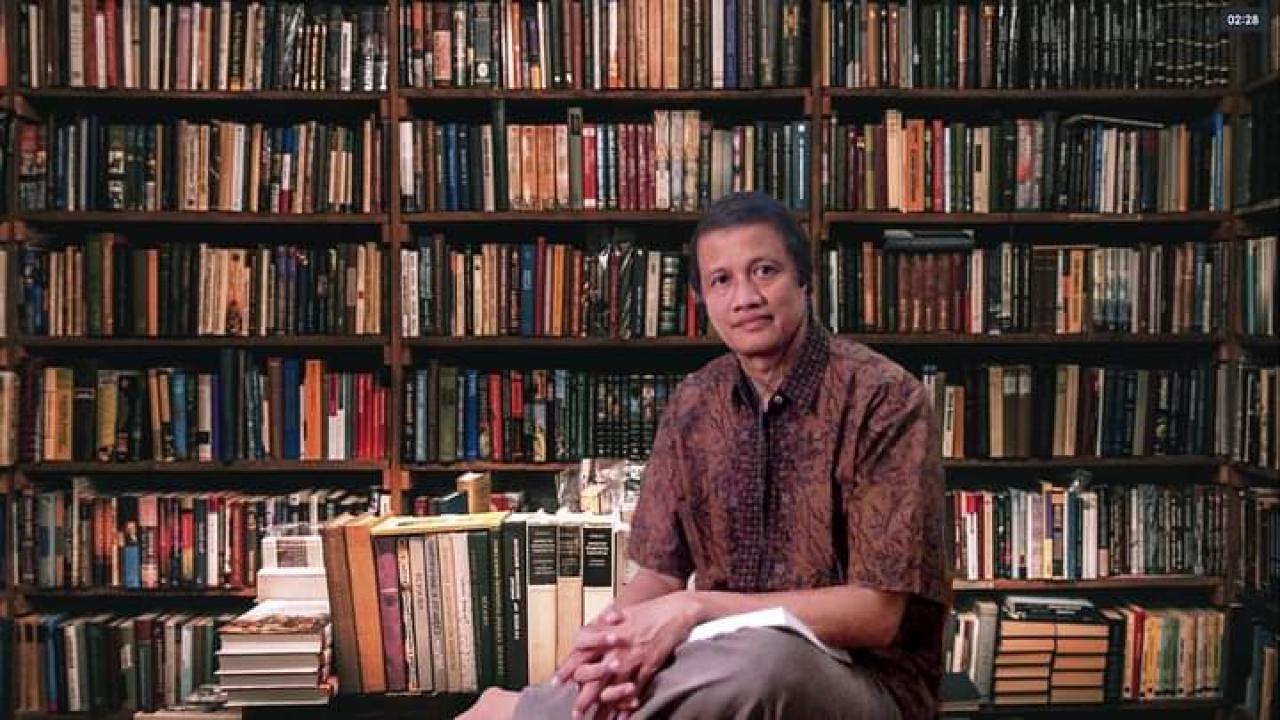 Gambar Artikel Dosen FUFP Terbit di NUS Press