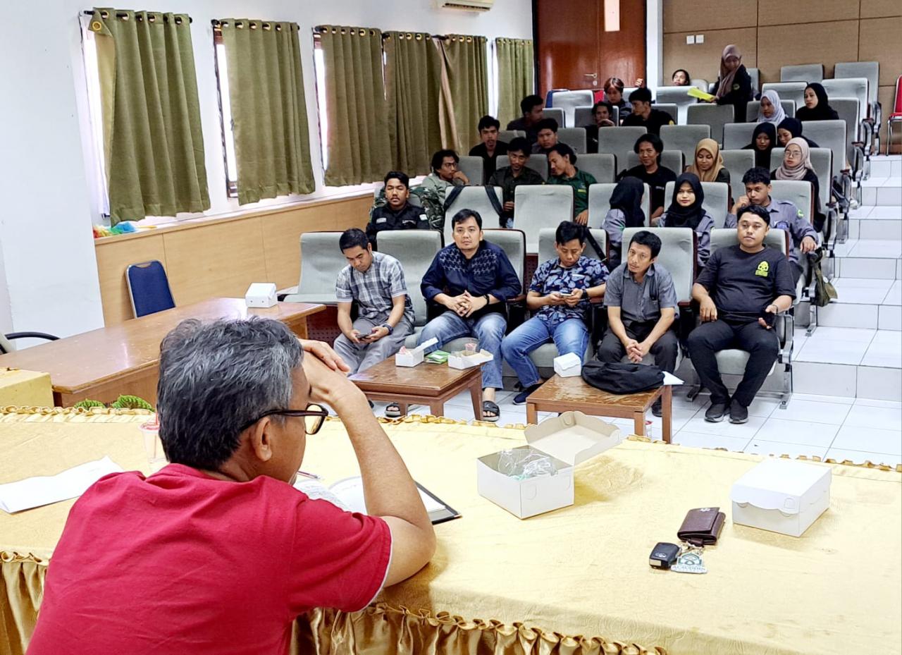 Gambar Bangun Kolaborasi, Pimpinan FAH Mengajak Lembaga Kemahasiswaan Untuk Bersinergi Melalui Tudang Sipul