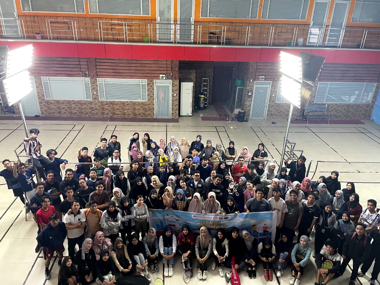 Gambar Bergerak dan Sehat Bersama GenBI Menggelar Jasmani