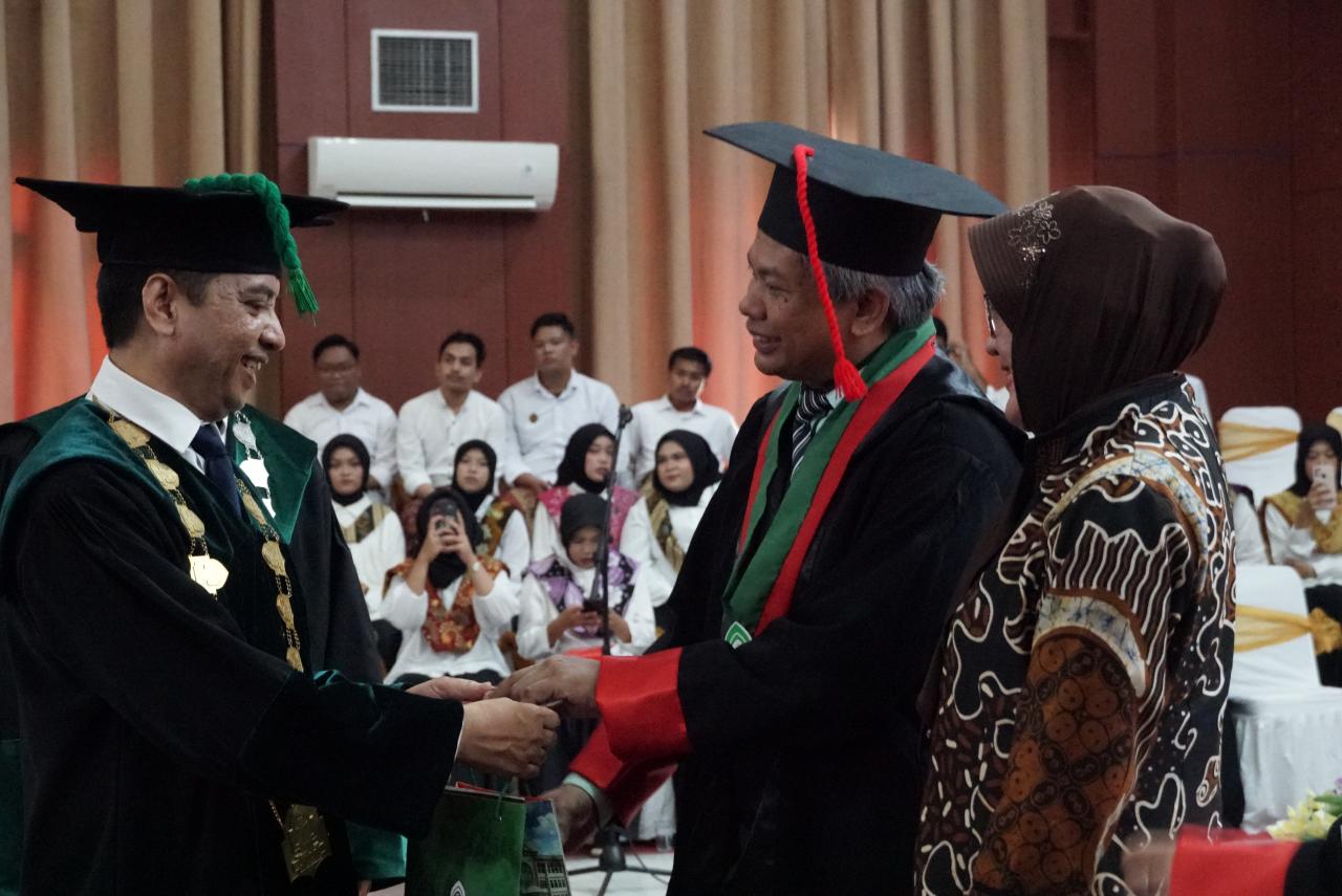 Gambar Berikut Deretan Wisudawan Terbaik Angkatan 98 UIN Alauddin Makassar, Nomor 1 Dari FTK