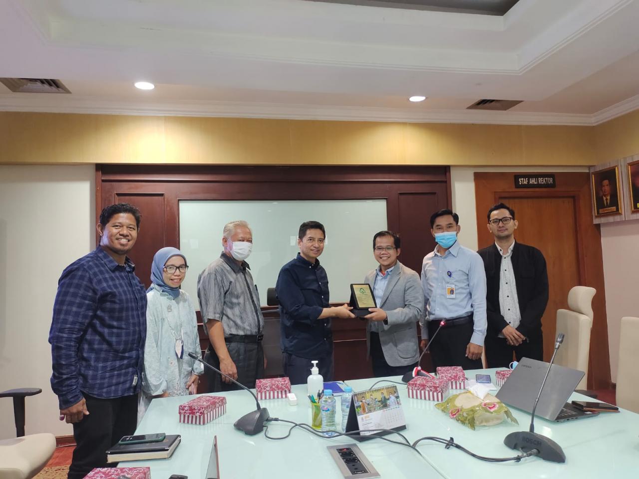 Gambar Berkunjung Ke UIN Makassar, LPDP Adakan Carrer Monitoring Alumni