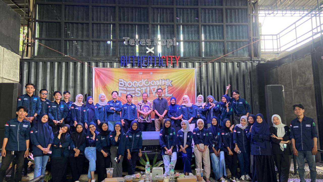 Gambar Broadcasting Festival HMJ Ilmu Komunikasi dan IMIKI UIN Alauddin Usung Society with Social Media