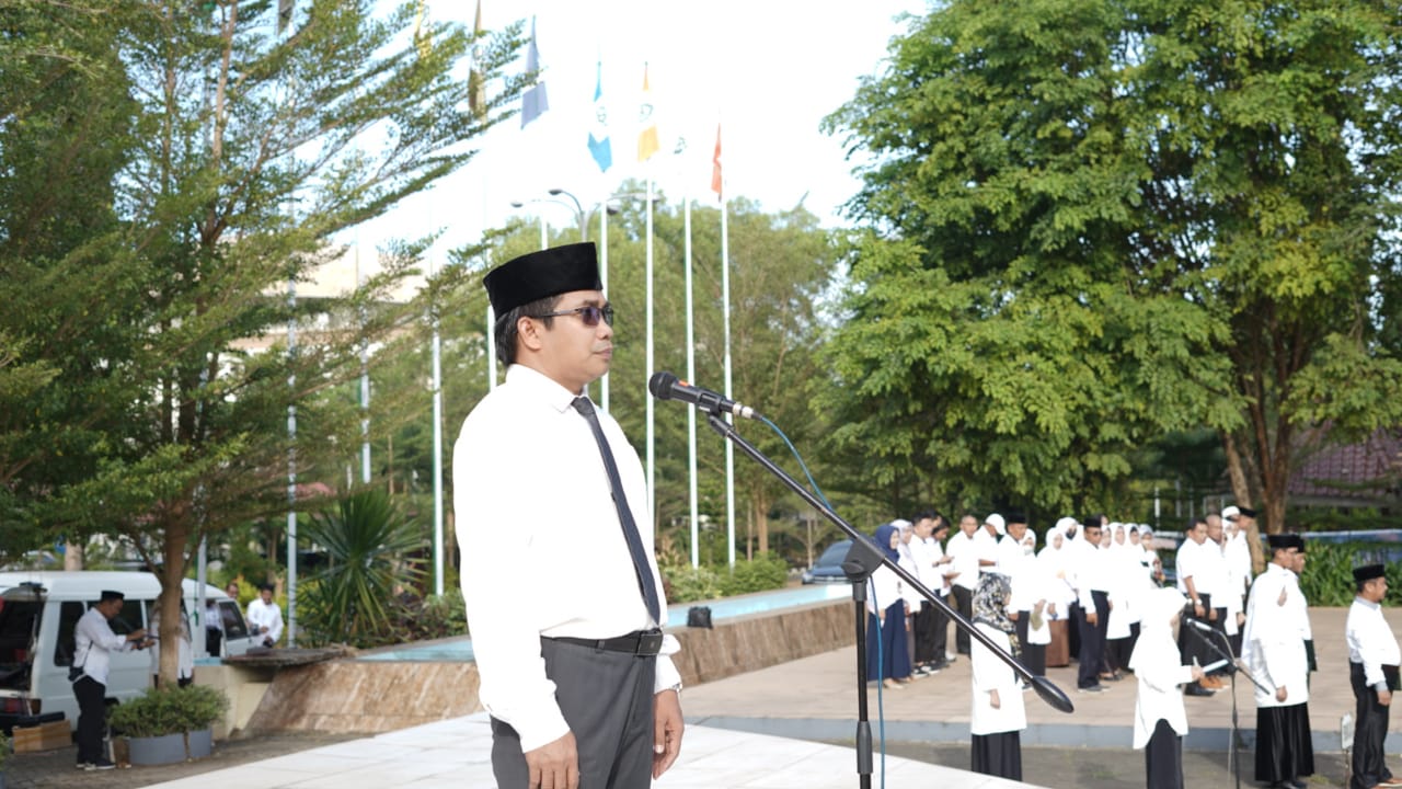 Gambar Dekan FDK Ajak Civitas Akademika Bangun Citra Positif UIN Makassar