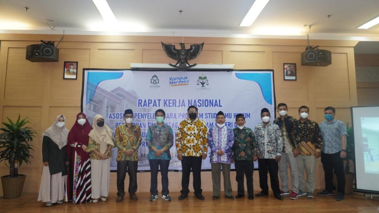 Gambar Dekan FSH UIN Alauddin Lantik Pengurus APSI PTKIN Periode 2021-2023
