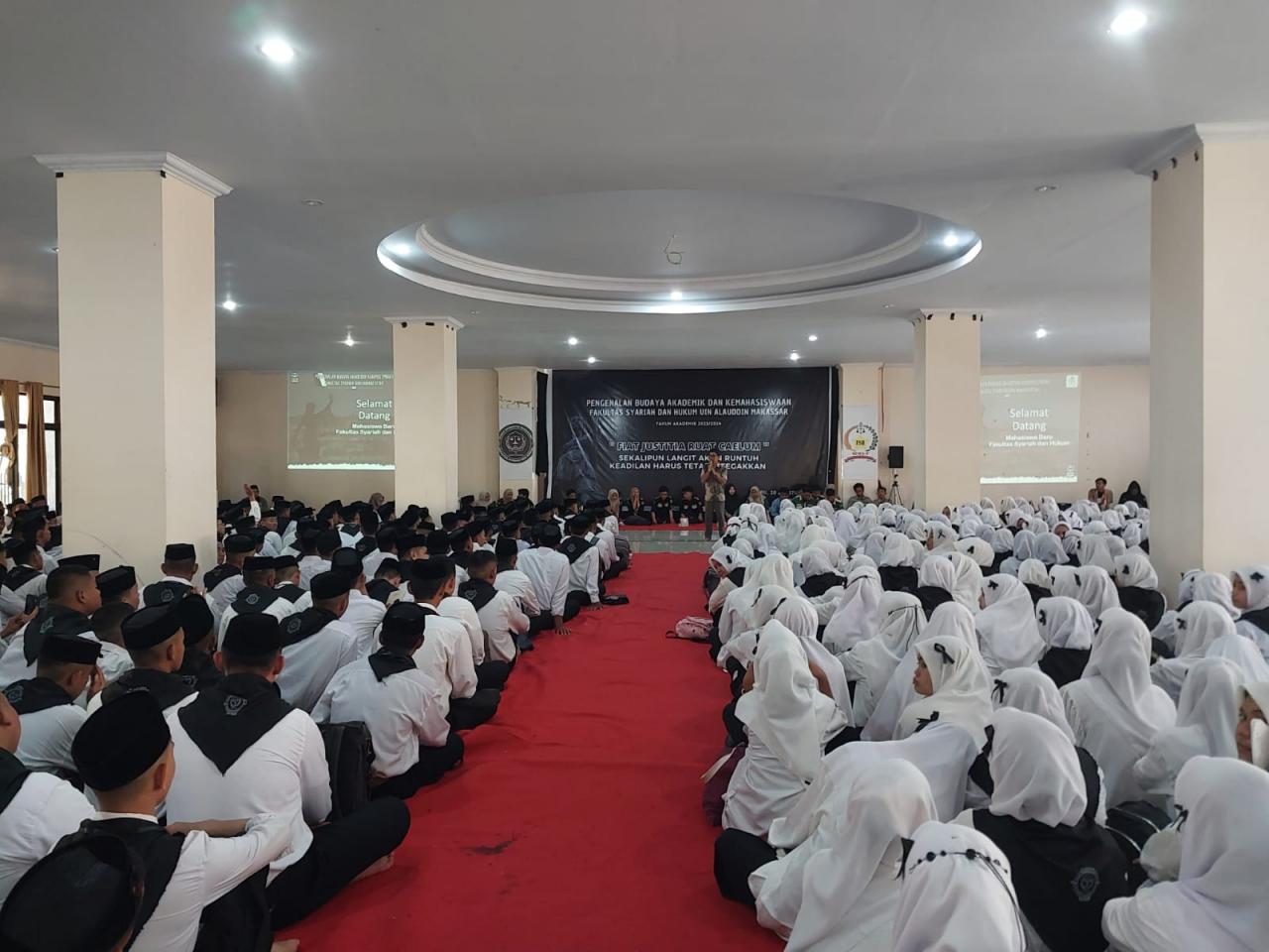 Gambar Dekan Tekankan Pentingnya Sinergi dan Moralitas ke 807 Maba FSH UIN Alauddin
