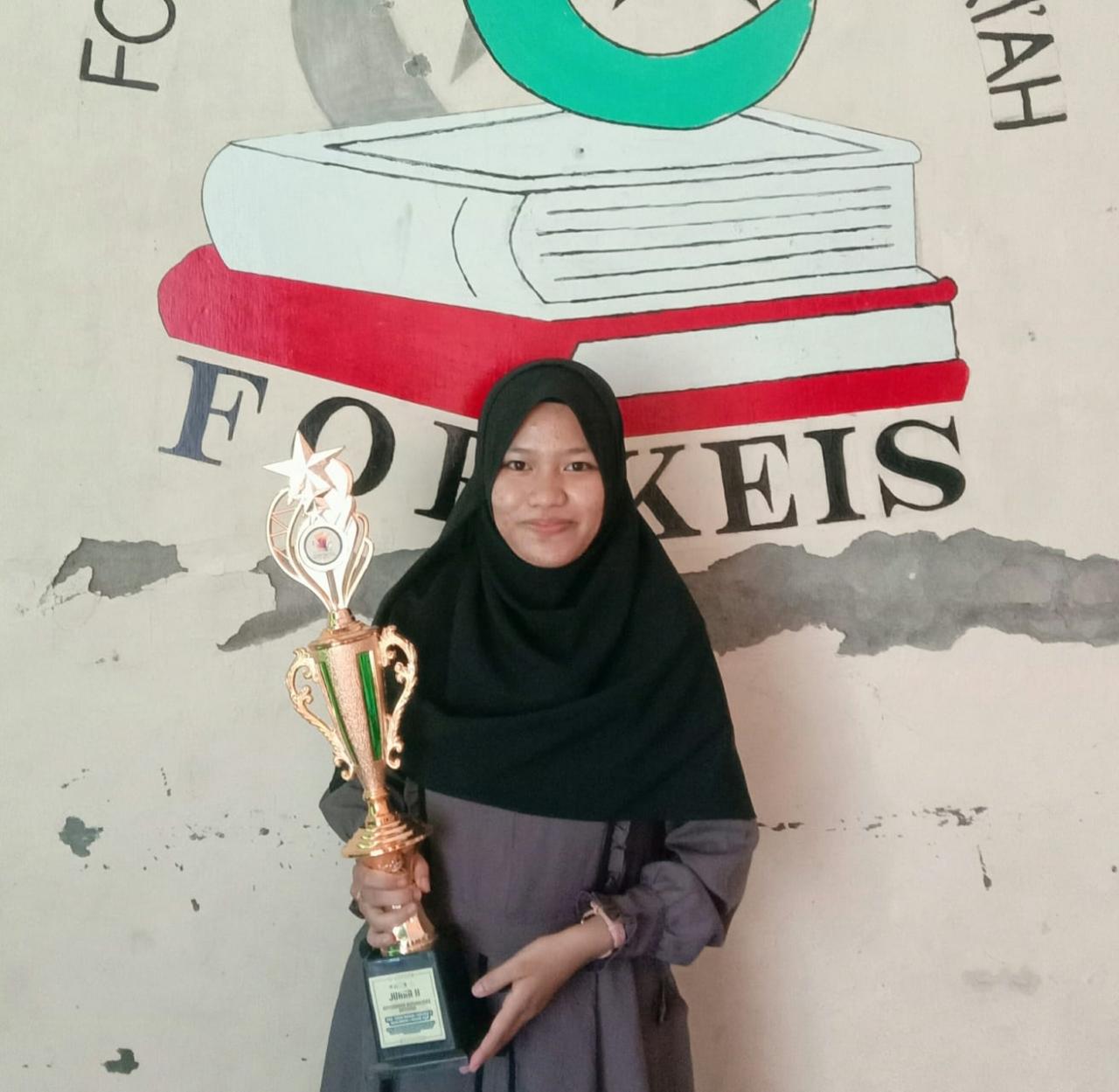 Gambar Delegasi Forkeis UIN Alauddin Juara II Kepenulisan Srikandi di Temilreg X Fossei