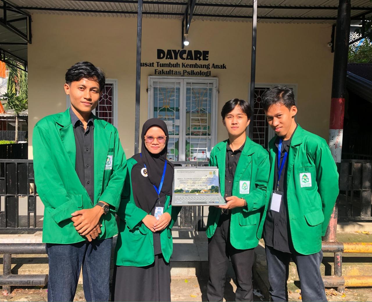 Gambar Delegasi UIN Alauddin Makassar Juara 1 Lomba Essay Tingkat Nasional