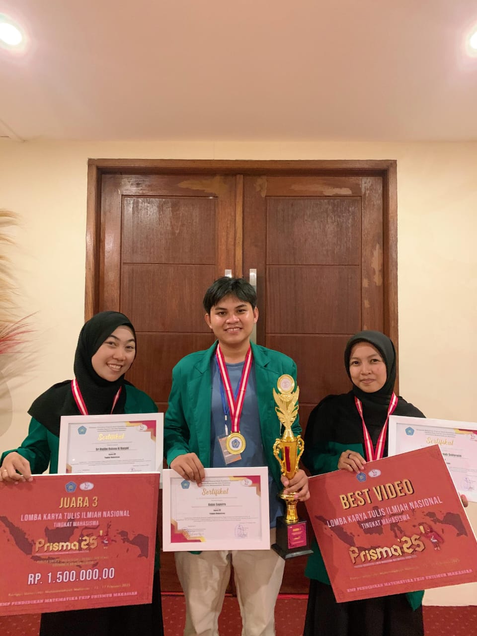 Gambar Delegasi UIN Alauddin Raih Juara III dan Best Video Pada Ajang LKTI PRISMA