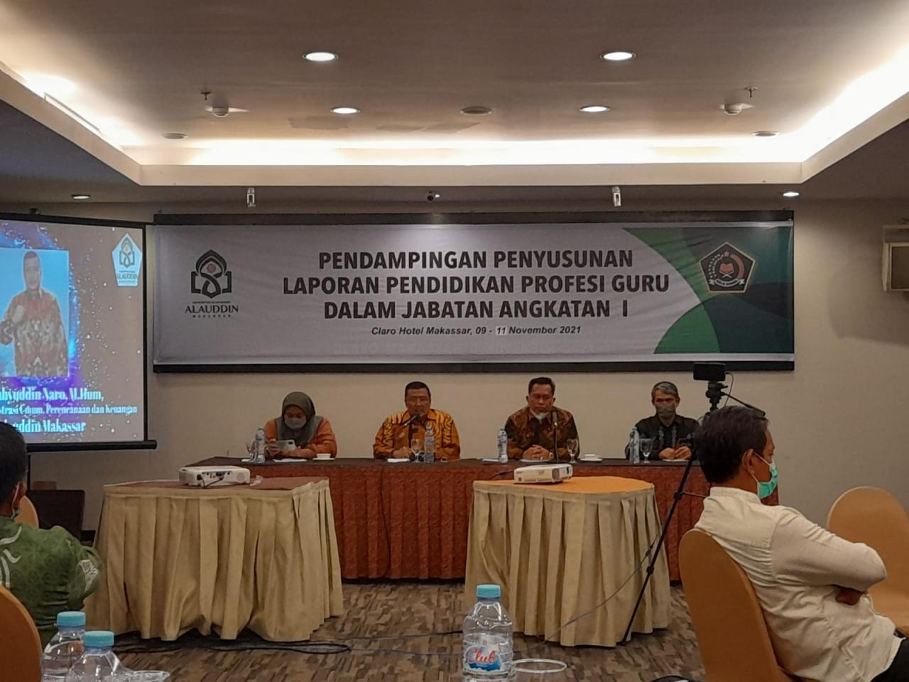 Gambar Didampingi Tim Audit Itjen Kemenag, LPTK UIN Alauddin Laksanakan Penyusunan Laporan PPG Daljab Angka