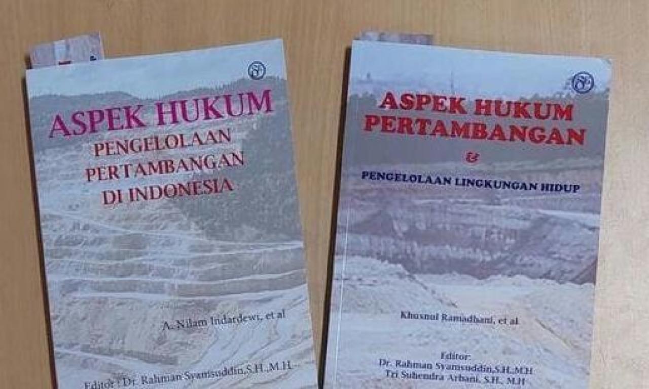 Gambar Dosen dan Mahasiswa Ilmu Hukum UIN Alauddin Kolaborasi Terbitkan 2 Buku