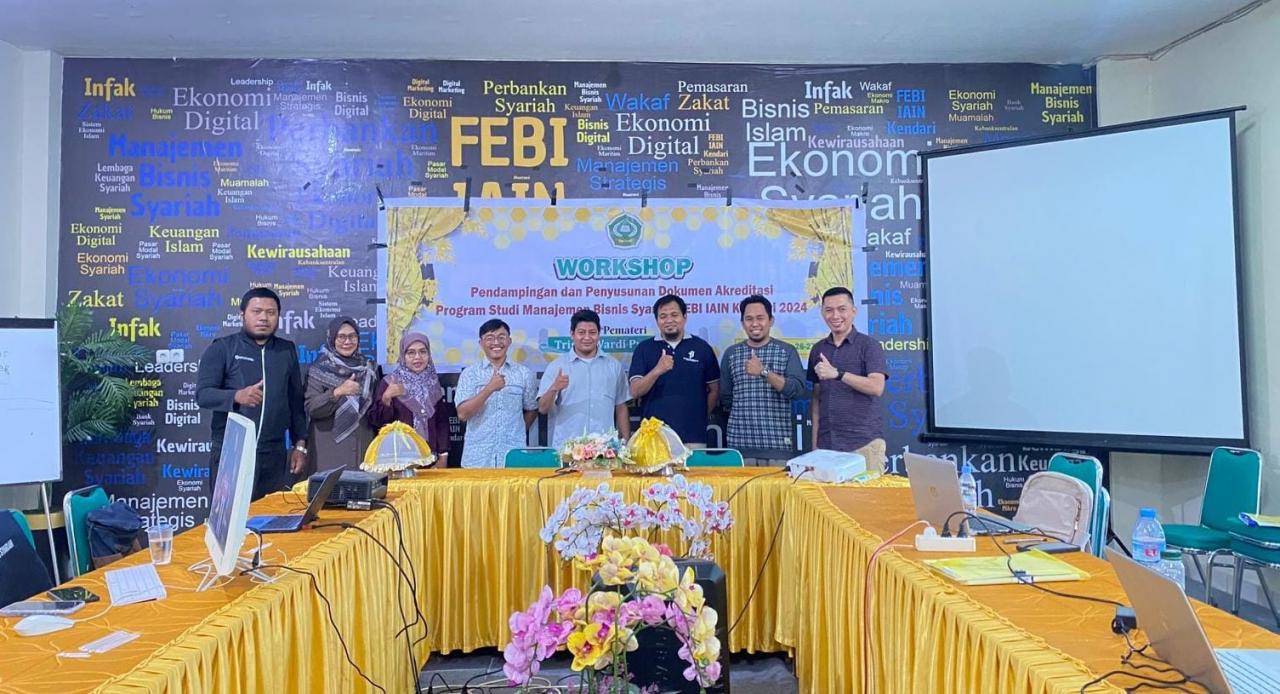 Gambar Dosen Ekonomi Islam FEBI jadi Narasumber Pendamping Borang  Akreditasi LAMEMBA di IAIN Kendari