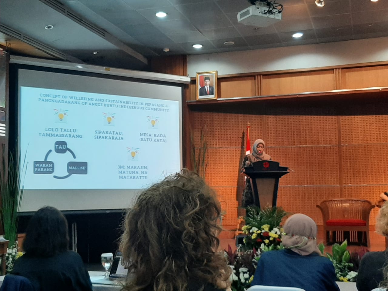 Gambar Dosen HI UIN Makassar Bicara Adat Muslim Angge Buntu Dea Kaju di Simposium Internasional GEM