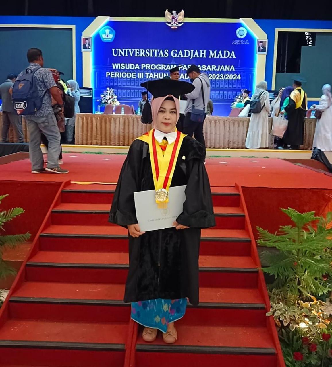 Gambar Dosen Ilmu Politik Raih Gelar Doktor di UGM