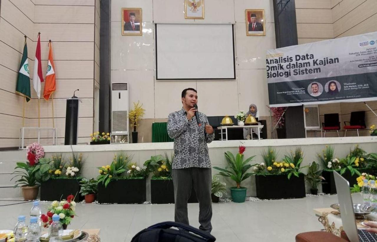 Gambar Dosen ITB Jadi Pembicara di Kuliah Tamu HMJ Biologi