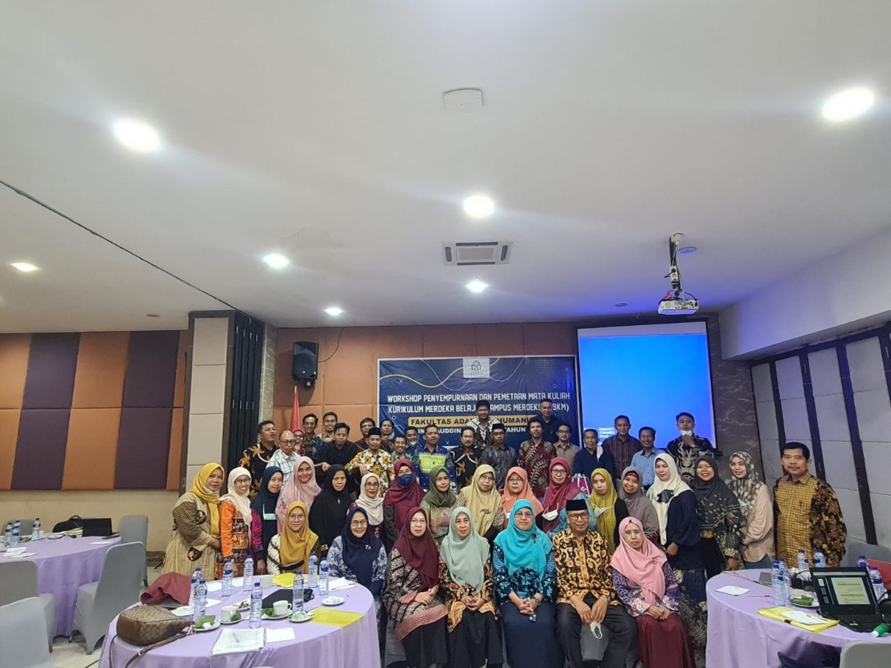 Gambar FAH UIN Makassar Gelar Workshop Penyempurnaan dan Pemetaan Mata Kuliah MBKM