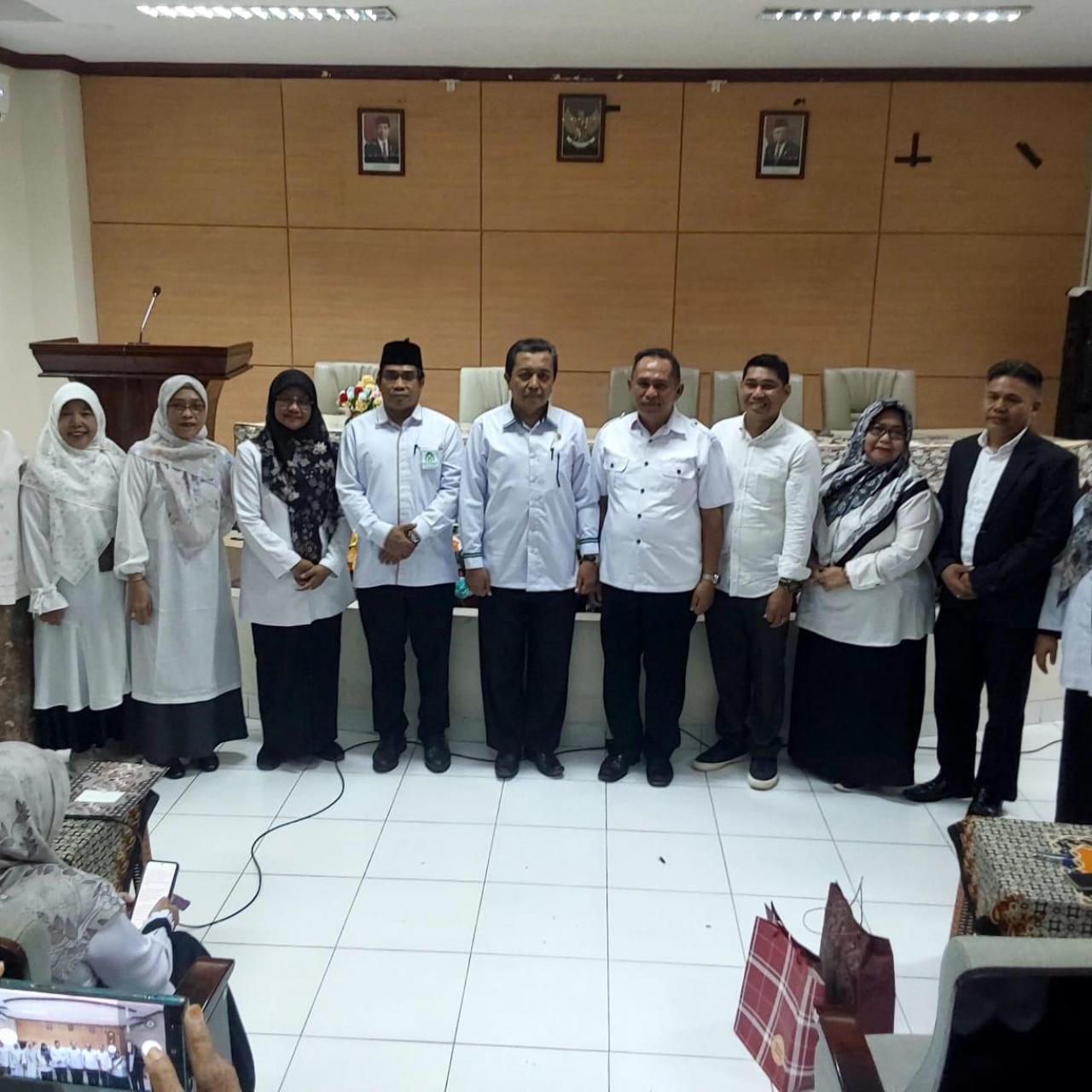 Gambar FDK UIN Alauddin Gelar Sertijab Wadek, Ini Pesan Penting Prof Dr Rasyid Masri