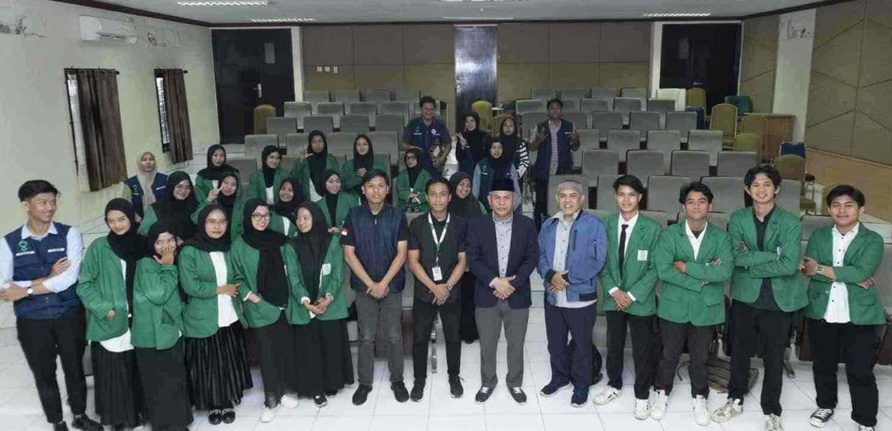 Gambar FDK UIN Alauddin Kukuhkan Pengurus Syiar TV