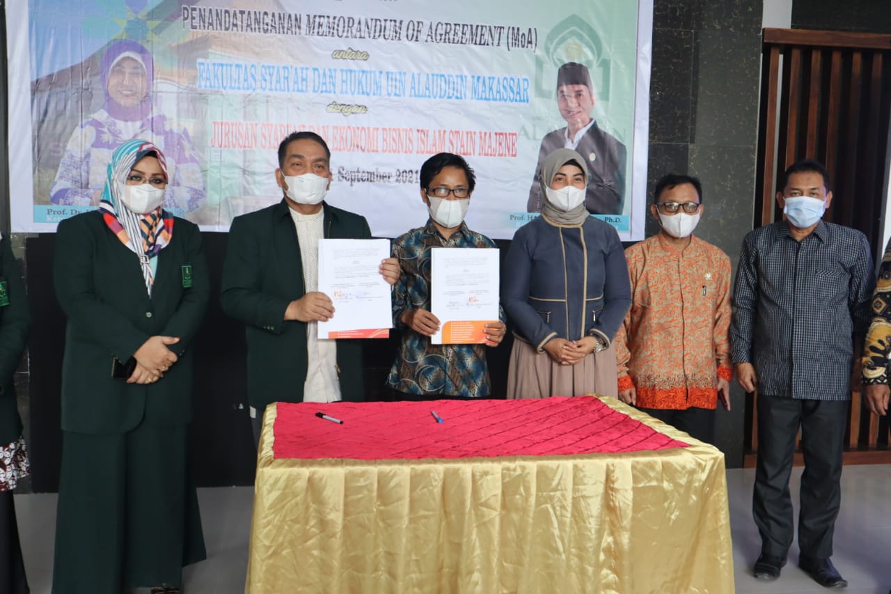 Gambar FSH UIN Alauddin dan Jurusan SEBI STAIN Majene Tanda Tangan MoA