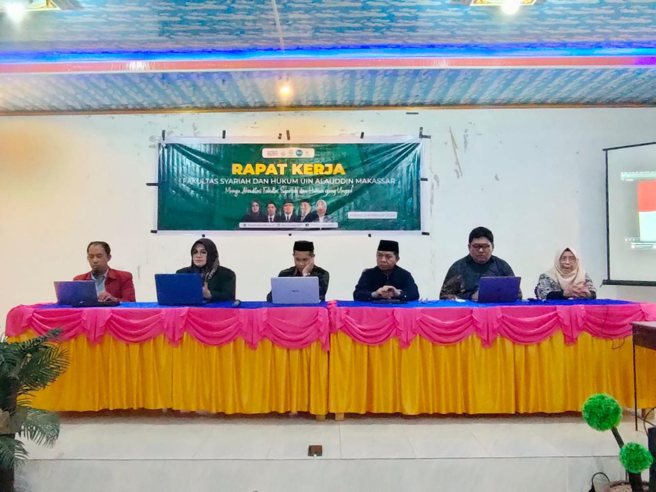 Gambar FSH UIN Alauddin Diskusikan Perencanaan 2024 Melalui Raker