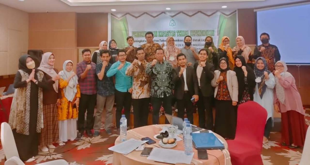 Gambar FTK UIN Alauddin Bekali Tenaga Kependidikan Teknik Komunikasi Pelayanan Publik