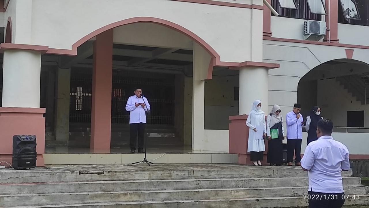 Gambar FTK UIN Alauddin Gelar Apel Pagi, Dekan Tekankan Kerja Cerdas, Ikhlas dan Tuntas