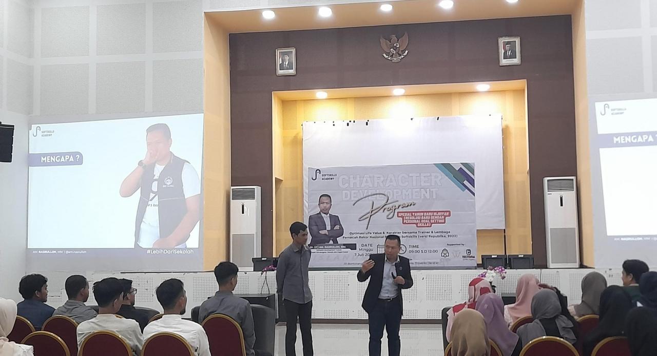 Gambar Gandeng Softskill Academy, CDC UIN Alauddin Laksanakan Program Pelatihan SDM