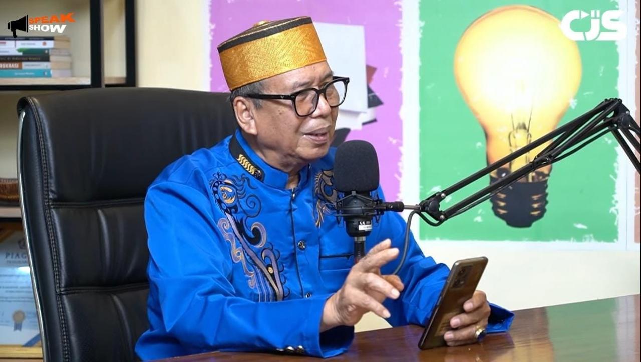 Gambar Guru Besar FAH Jadi Narasumber Podcast, Bahas "Kepemimpinan To Manurung dalam Budaya Bugis Makassar"