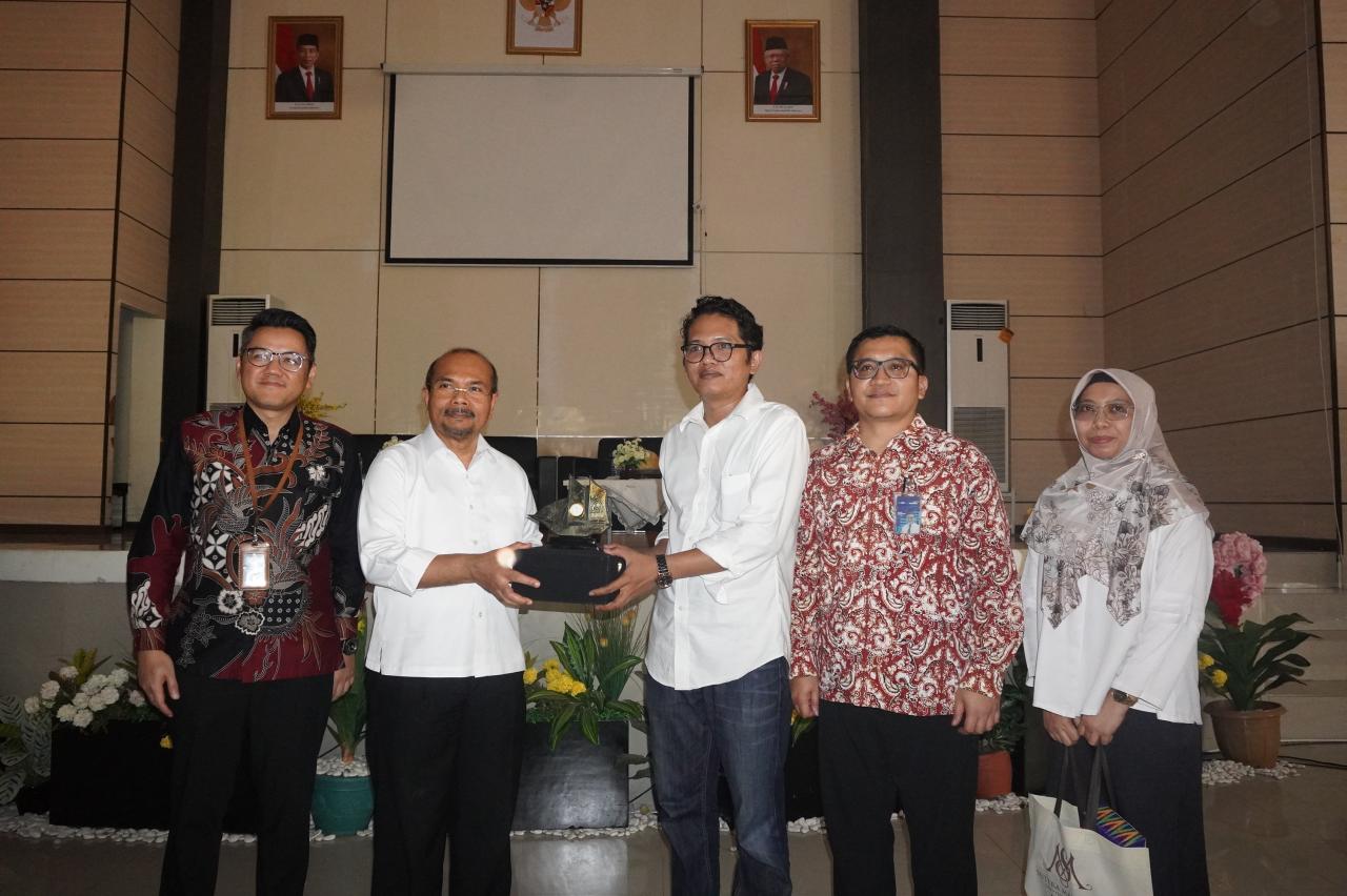 Gambar Hadir di UIN Alauddin Makassar, Wakil Komisaris Bank Mandiri Bahas Ekopol Era Digital