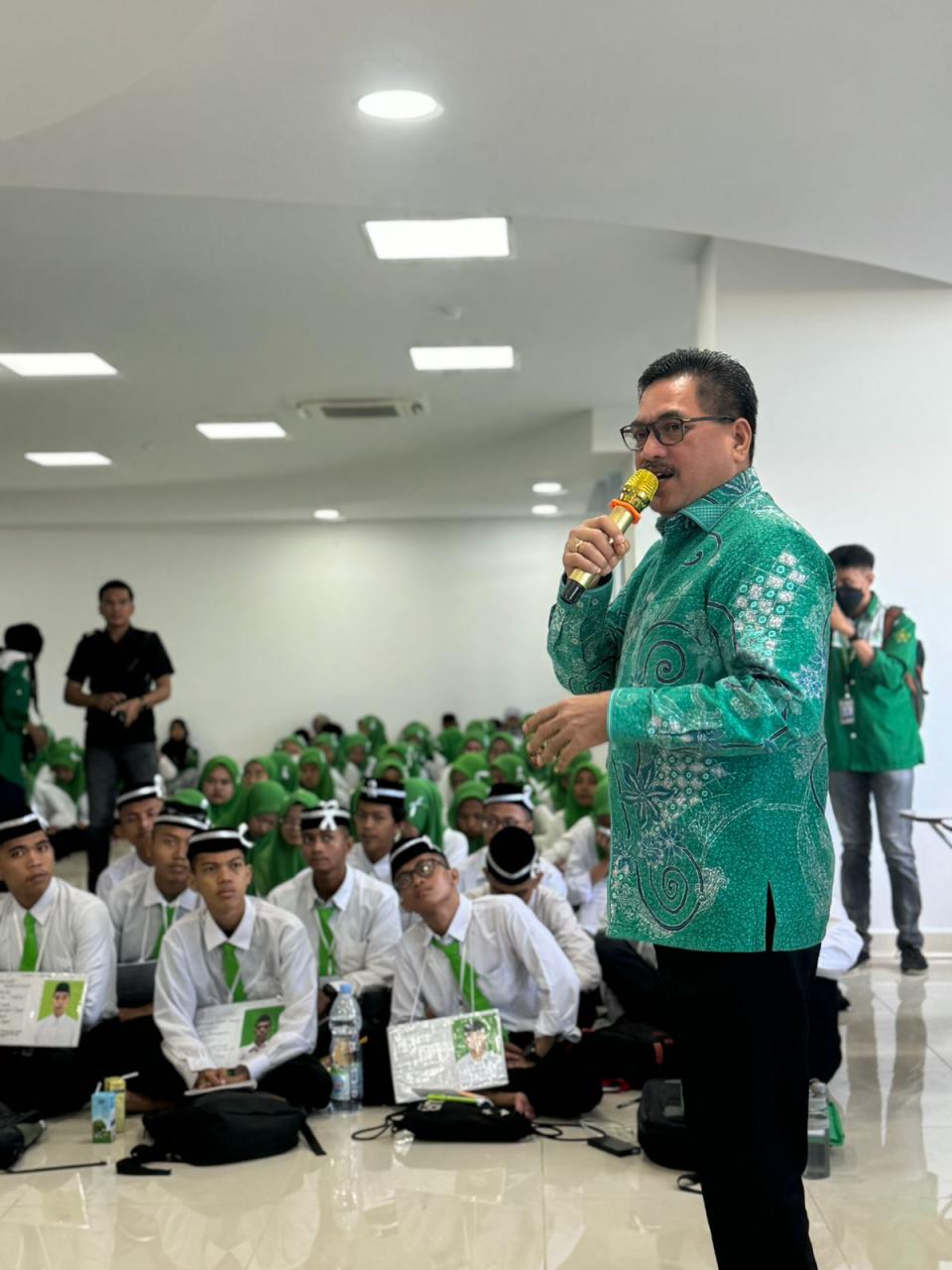 Gambar Hadiri PBAK Prodi Keperawatan, PJ Bupati Sidrap Harap Maba Terus Kembangkan Diri