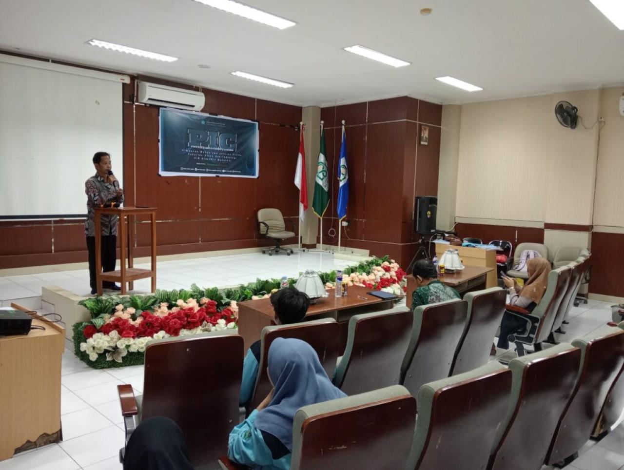 Gambar HMJ Fisika Mengajak Mahasiswa Menghadapi Tantangan 5.0 Melalui Physics Idea Competition